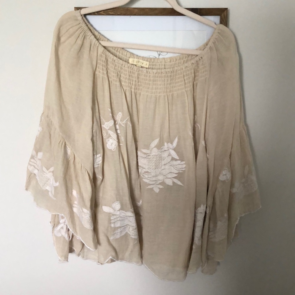 Cotten embroidered top